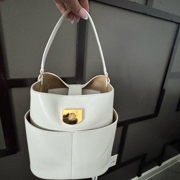 Veronica Beard Handbags - Veronica Beard Cream Leather Shoulder Bag
